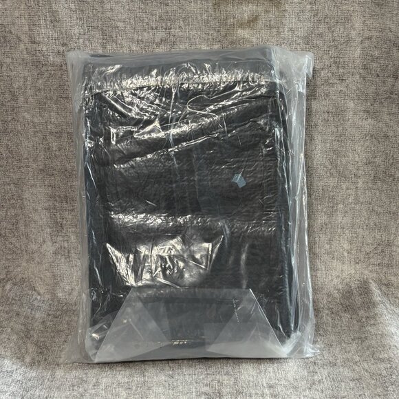 80 * 80 Inch Hot Tub Mat, Extra Large Inflatable Hot Tub Pad Outdoor Indoor - Picture 3 of 4